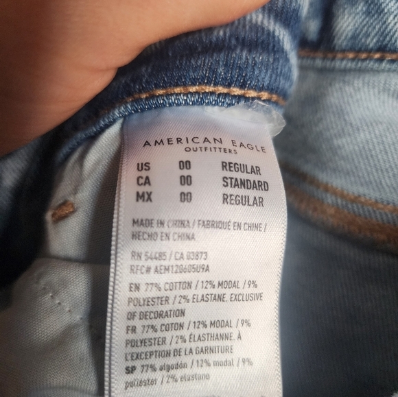 AEO American Eagle High Rise Distressed Skinny Mom Jean Size 00 - Picture 12 of 13
